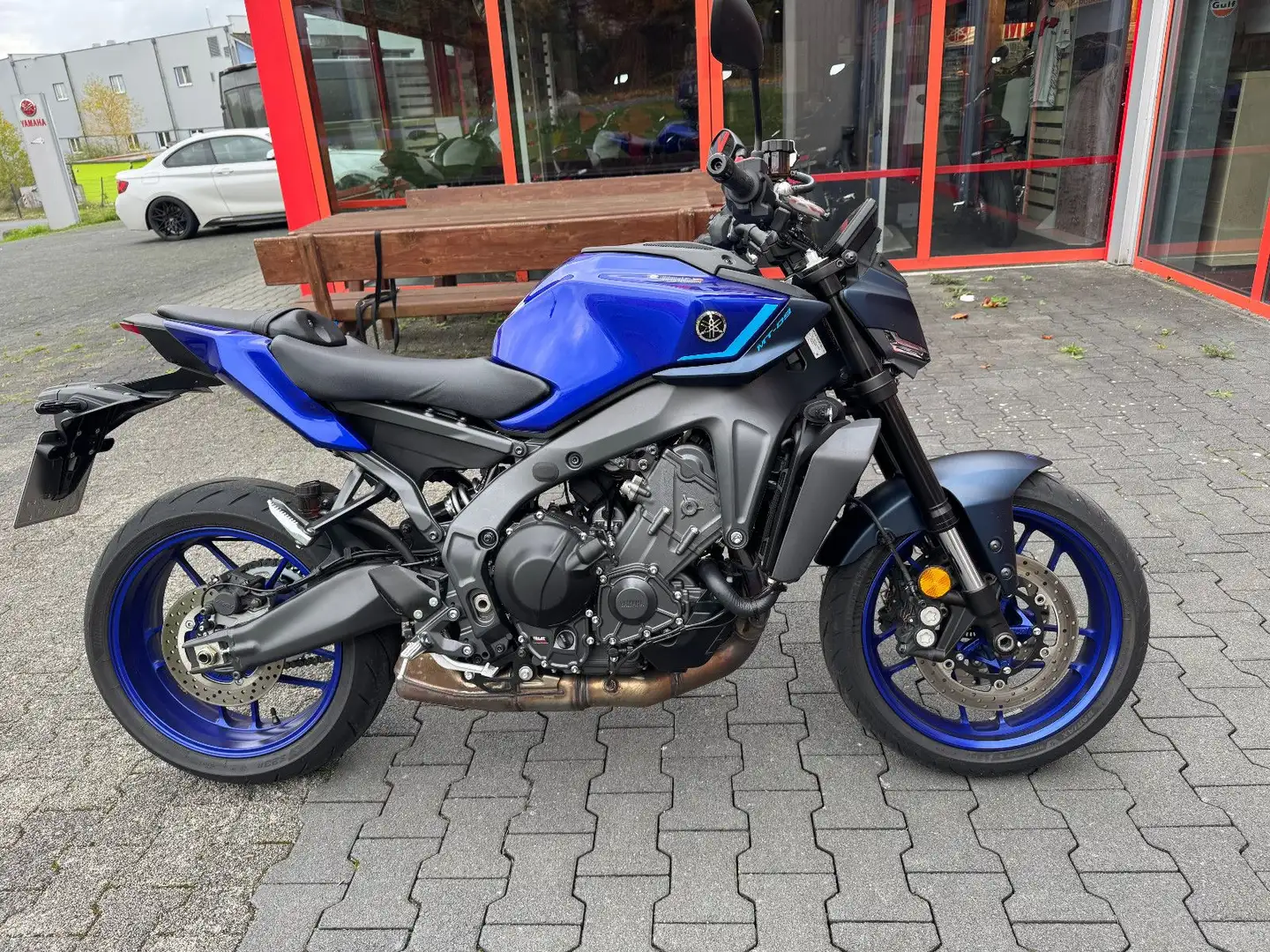 Yamaha MT-09 Blauw - 1