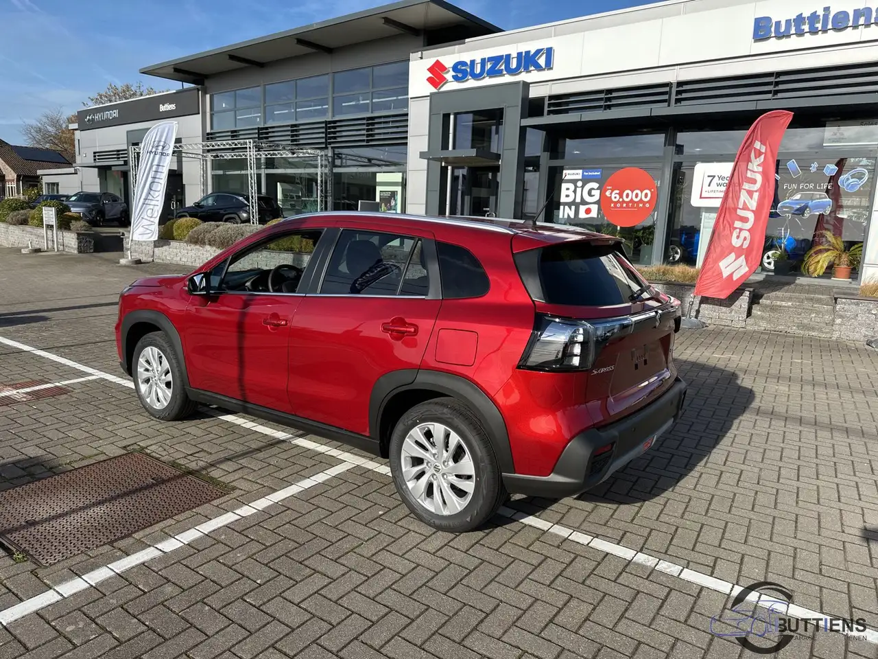 Suzuki SX4 S-Cross Grand Luxe + 2WD (MY24) 3