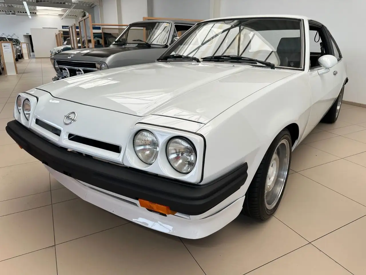 Opel Manta 2.0 GTE *1.HAND* *51410 KM*, foto 2
