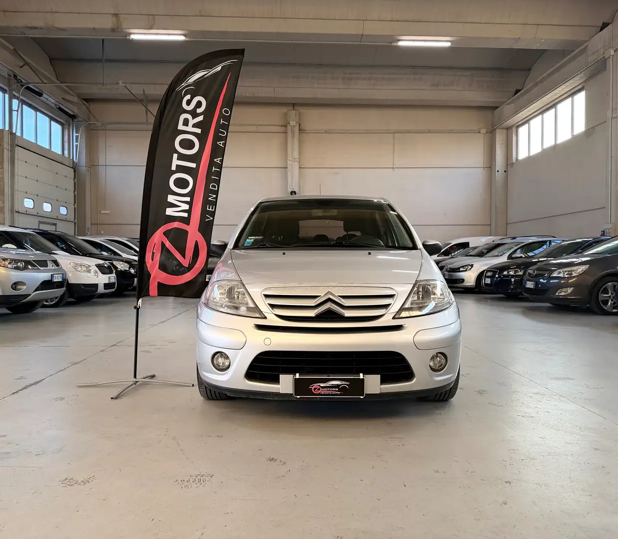 Citroen C3 C3 1.4 hdi Perfect (elegance) 70cv AUTOMATICA Grijs - 1