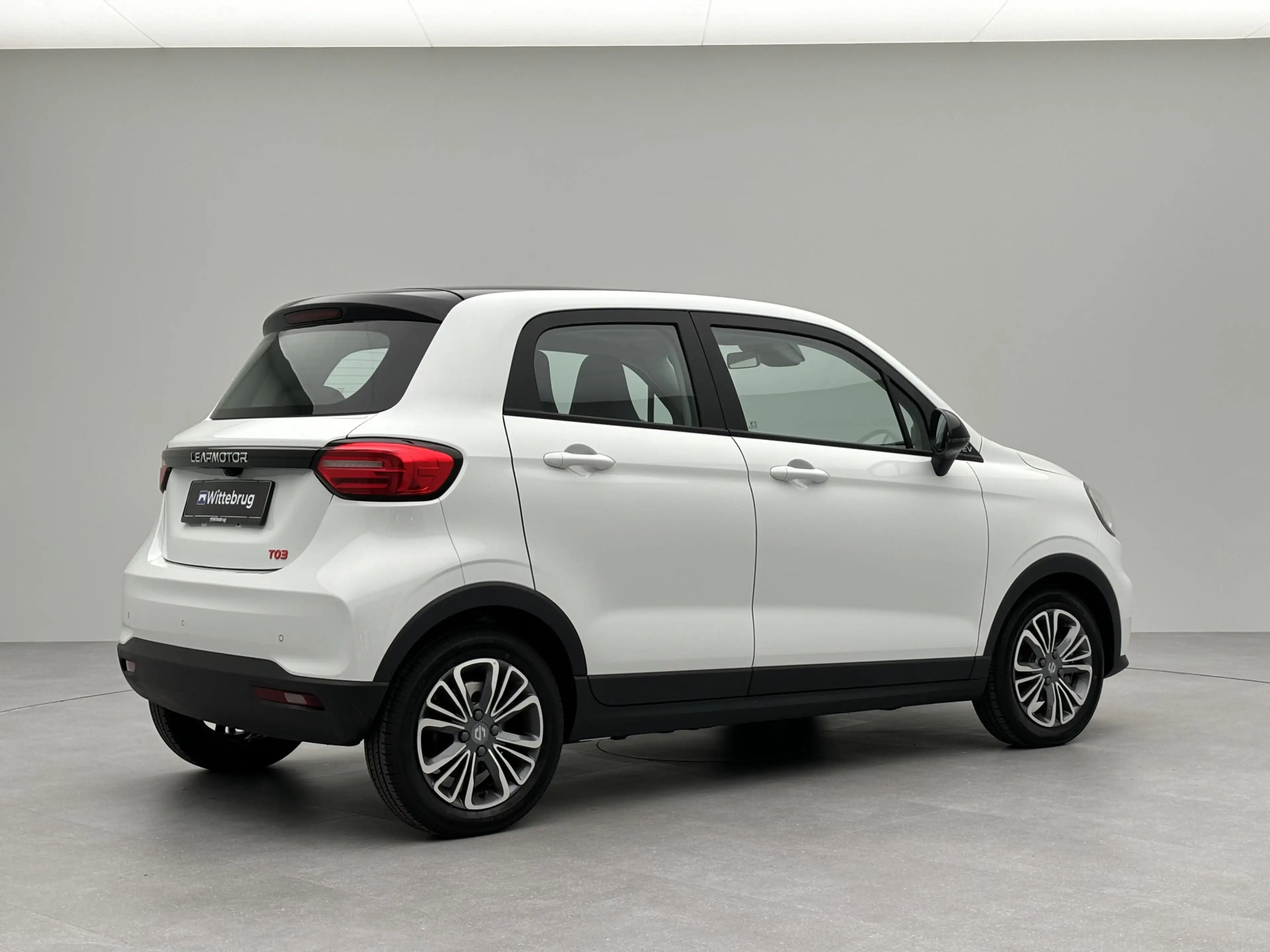 Leapmotor T03 Design 37.3 kWh Volledig Elektrisch met 265 km WLT — photo 3
