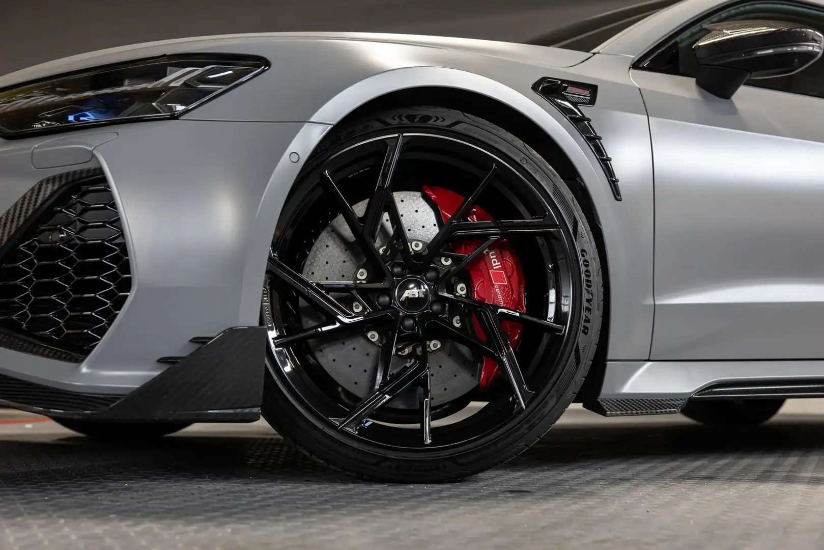 Audi RS7 4.0 TFSI ABT Legacy Edition 1/200 - KERAMIK Grigio - 2