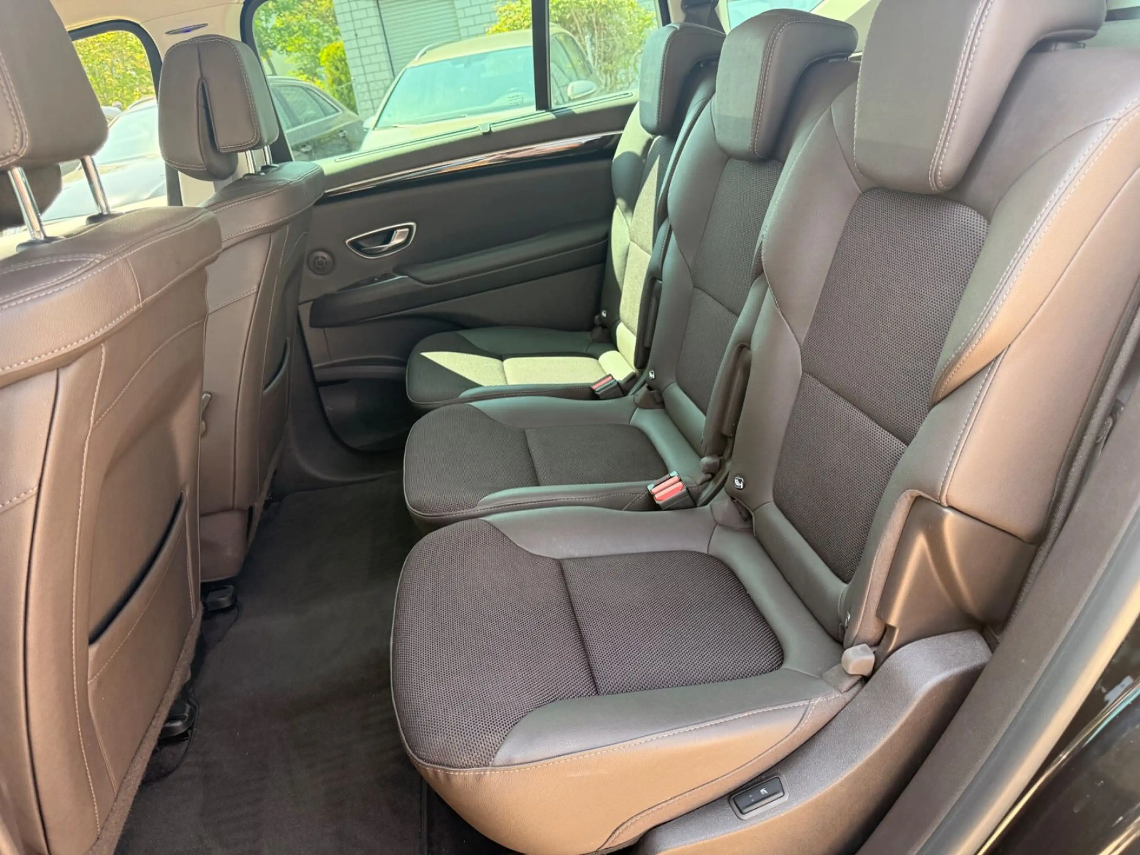 Renault Espace V Limited — photo 10