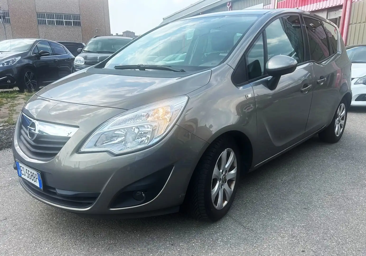 Opel Meriva Meriva 1.4t Cosmo Gpl-tech 120cv Gris - 1