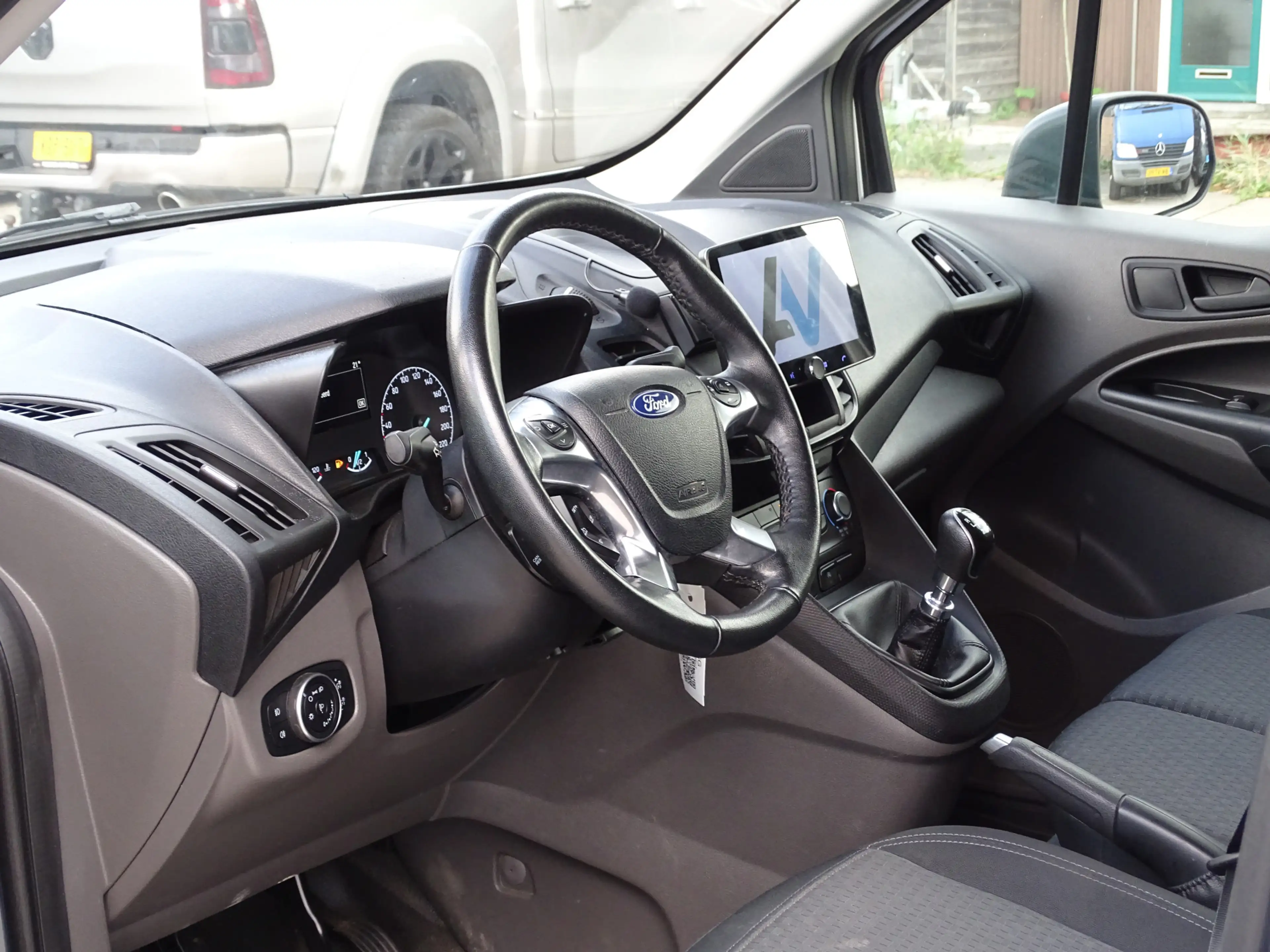 Ford Transit Connect 1.5 EcoBlue L2 Navi Trekhaak — photo 13