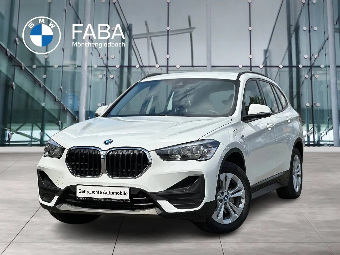 BMW X1 xDrive25e DAB RFK Klimaaut. PDC White - 1