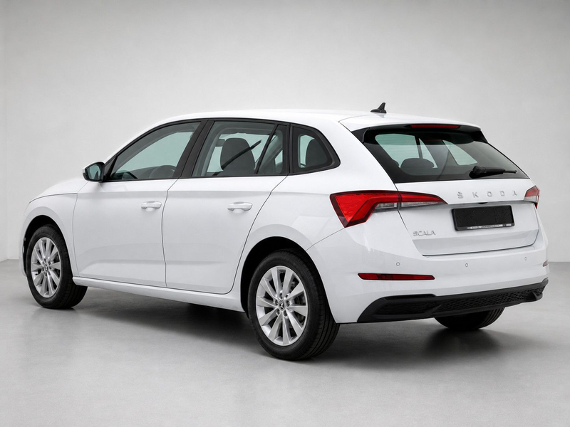 Skoda Scala 1.0 TSI Selection Kamera APP Anhängerk. — photo 5