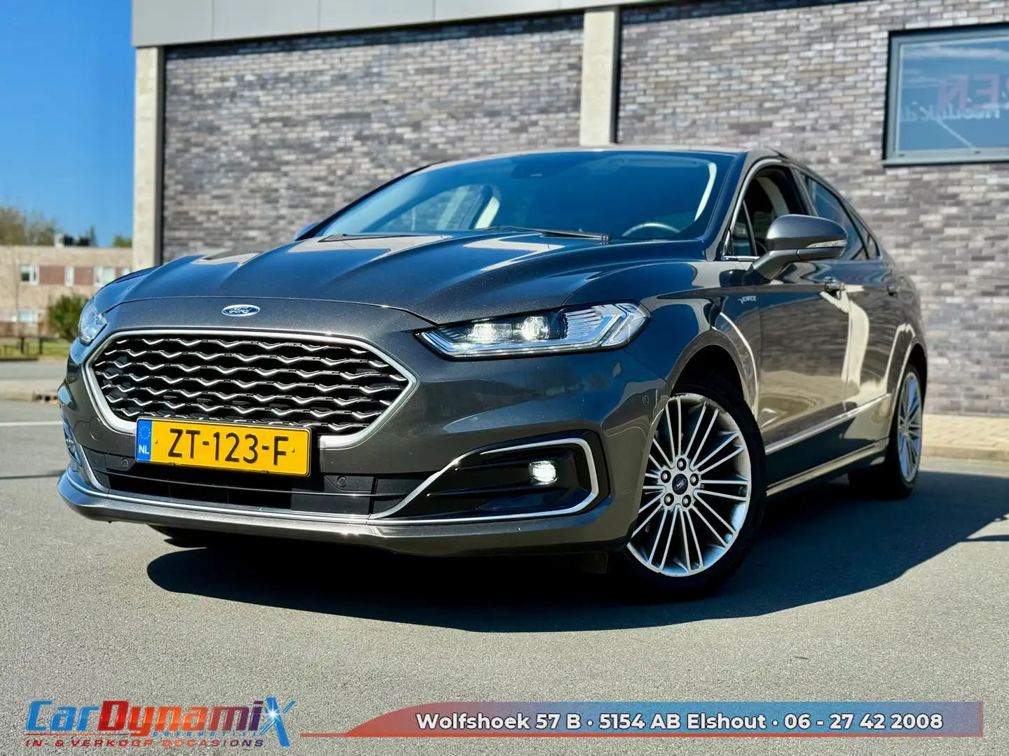 Ford Mondeo 2.0 EcoBlue Titanium VIGNALE UITVOERING // UNIEKE Grijs - 2