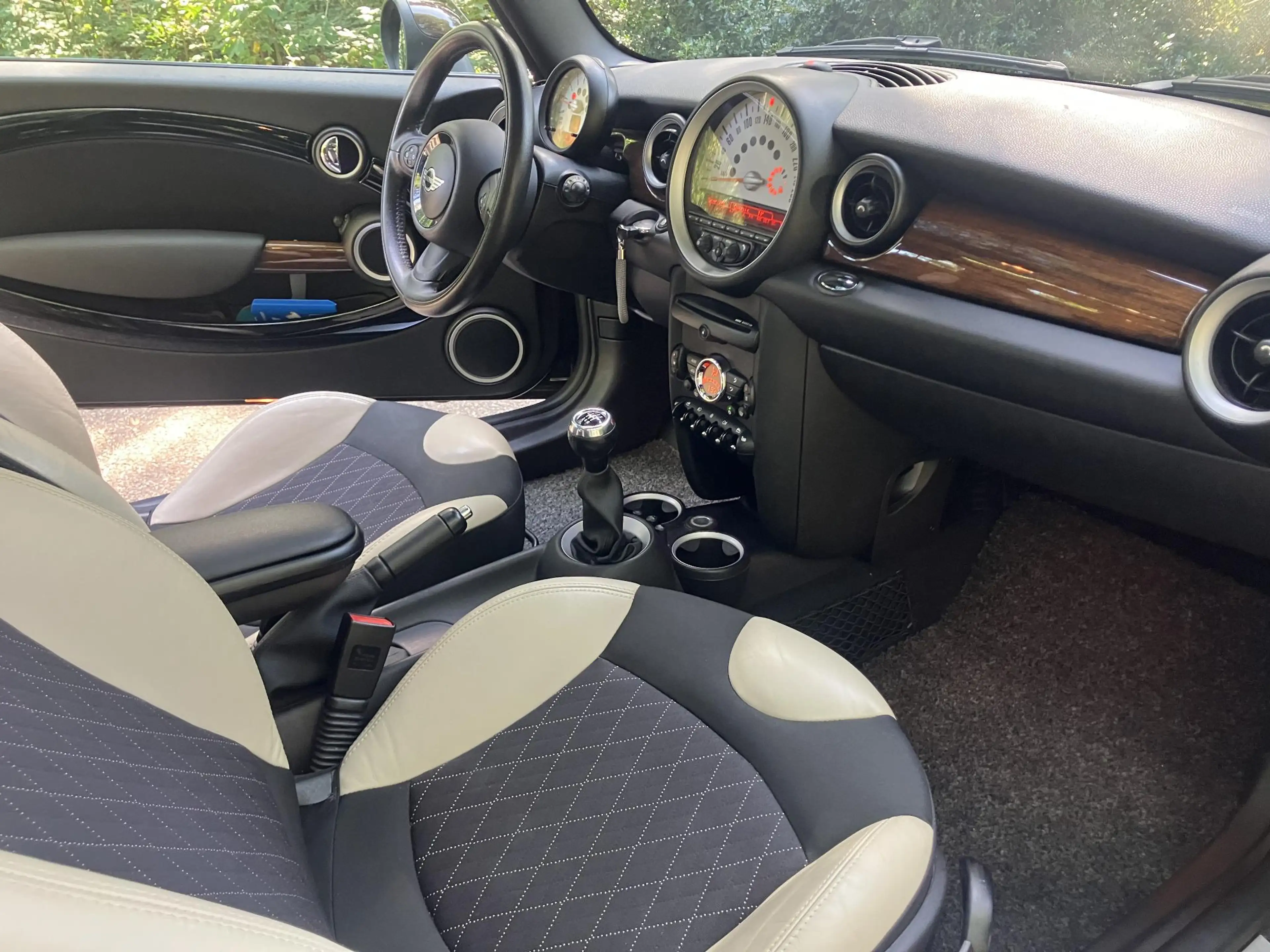 MINI Cooper Clubman 1.6 Chili — photo 11