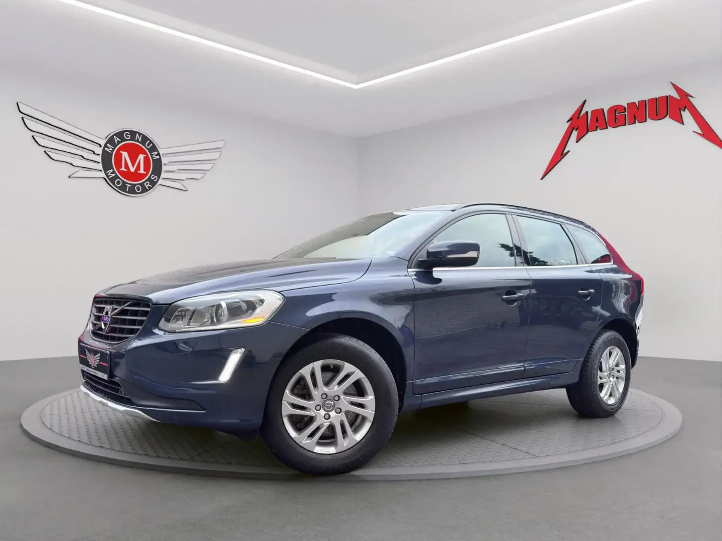 Volvo XC60 MOMENTUM *Klimaaut.*Temp.*AHK*8 x Bereift* - 2
