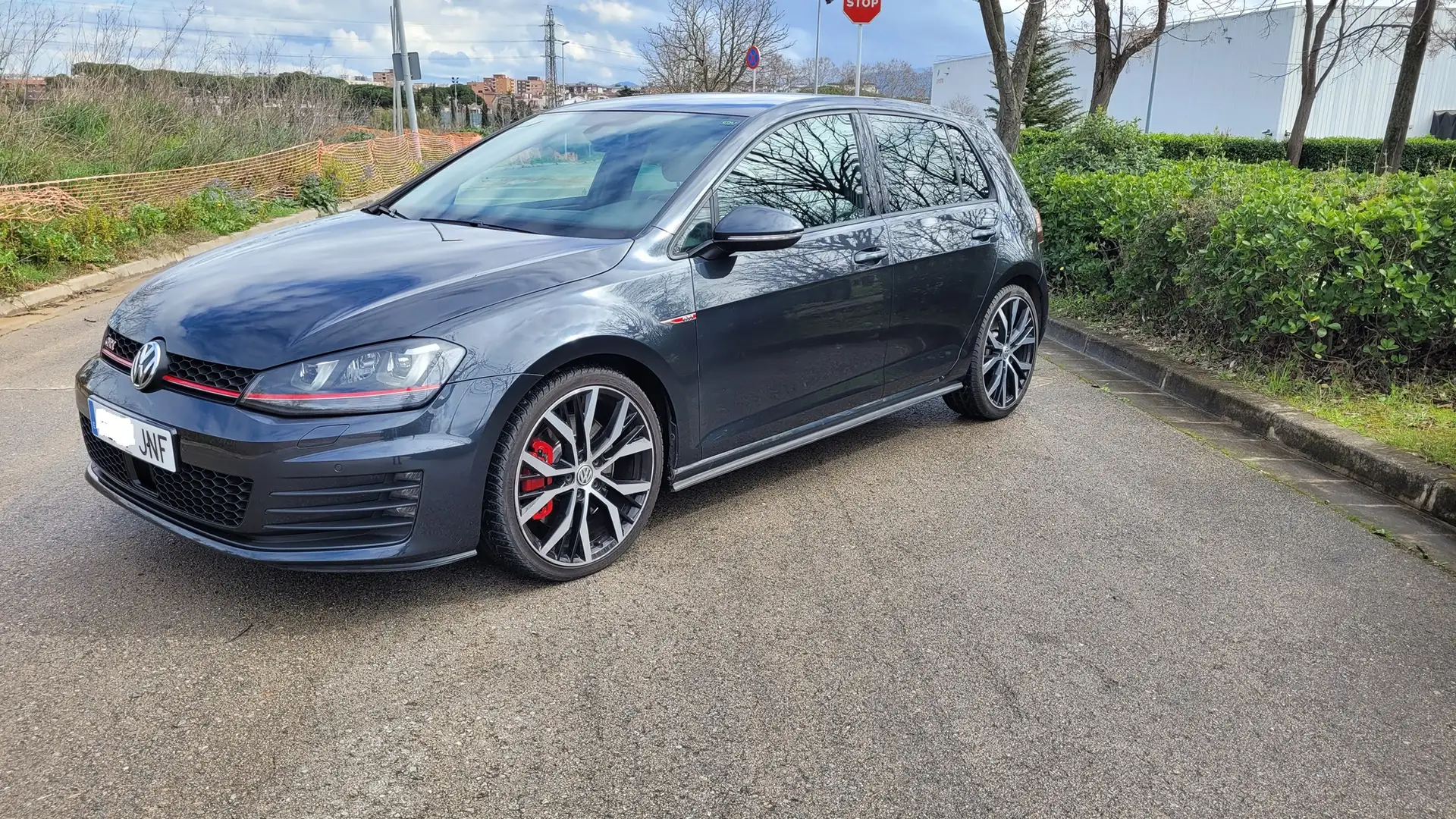 Volkswagen Golf GTI Golf 2.0 TSI GTI Performance DSG 230 GTI Performance Gris - 1