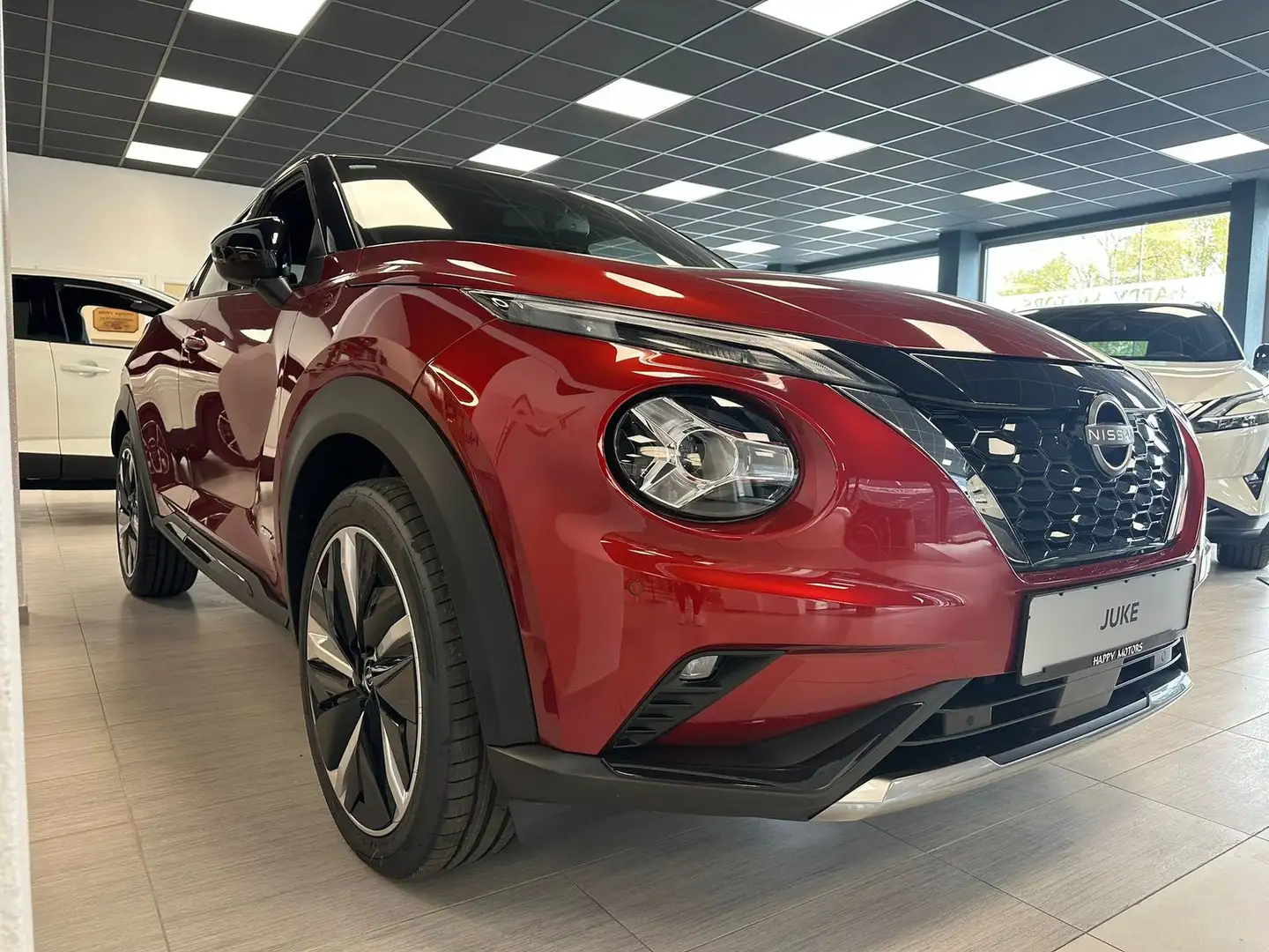 Nissan Juke 1.6 Hybrid N-Design Rot - 1
