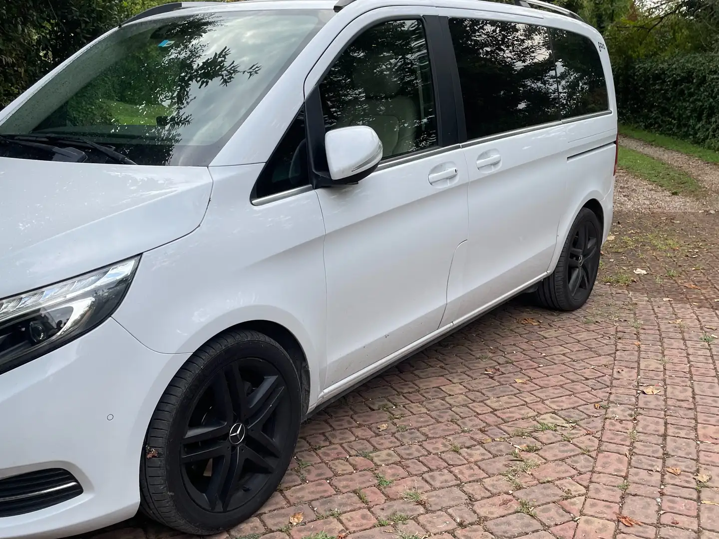 Mercedes-Benz V V 220 d Premium auto E6 Alb - 1