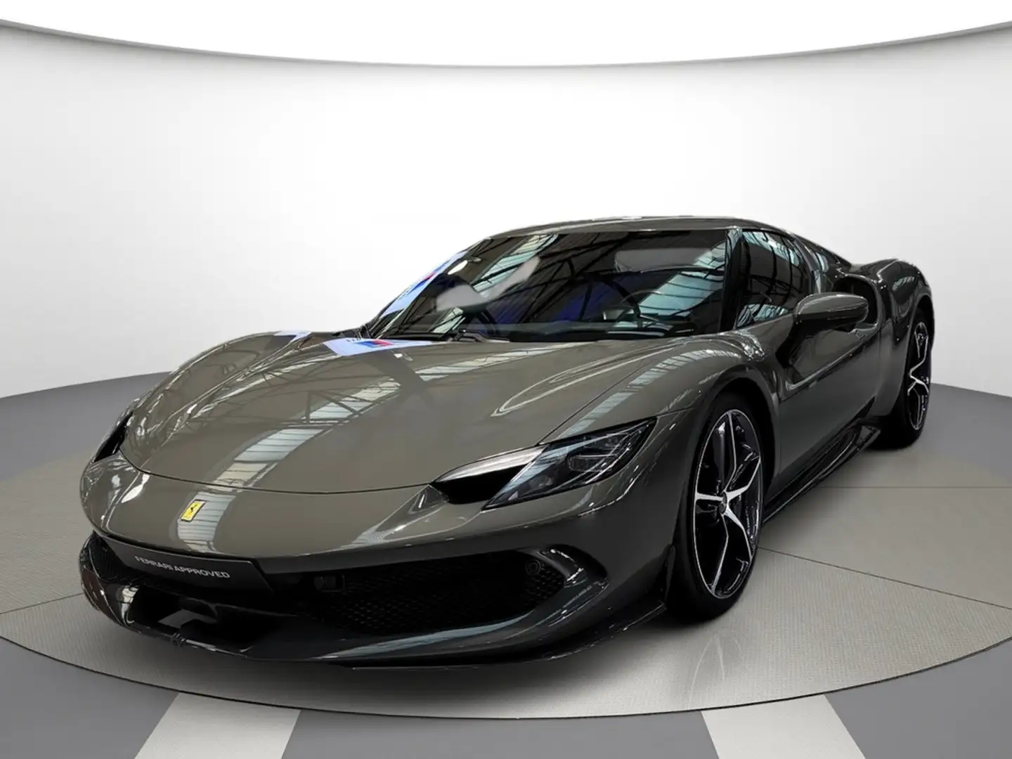 Ferrari 296 GTB >EXT. CARBON*LOW MIL.*FERRARI APPROVE Grau - 2