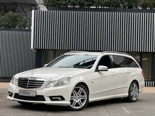 Mercedes-Benz E 350 E 350 T CDI / AMG LINE / AUTOMATIQUE /