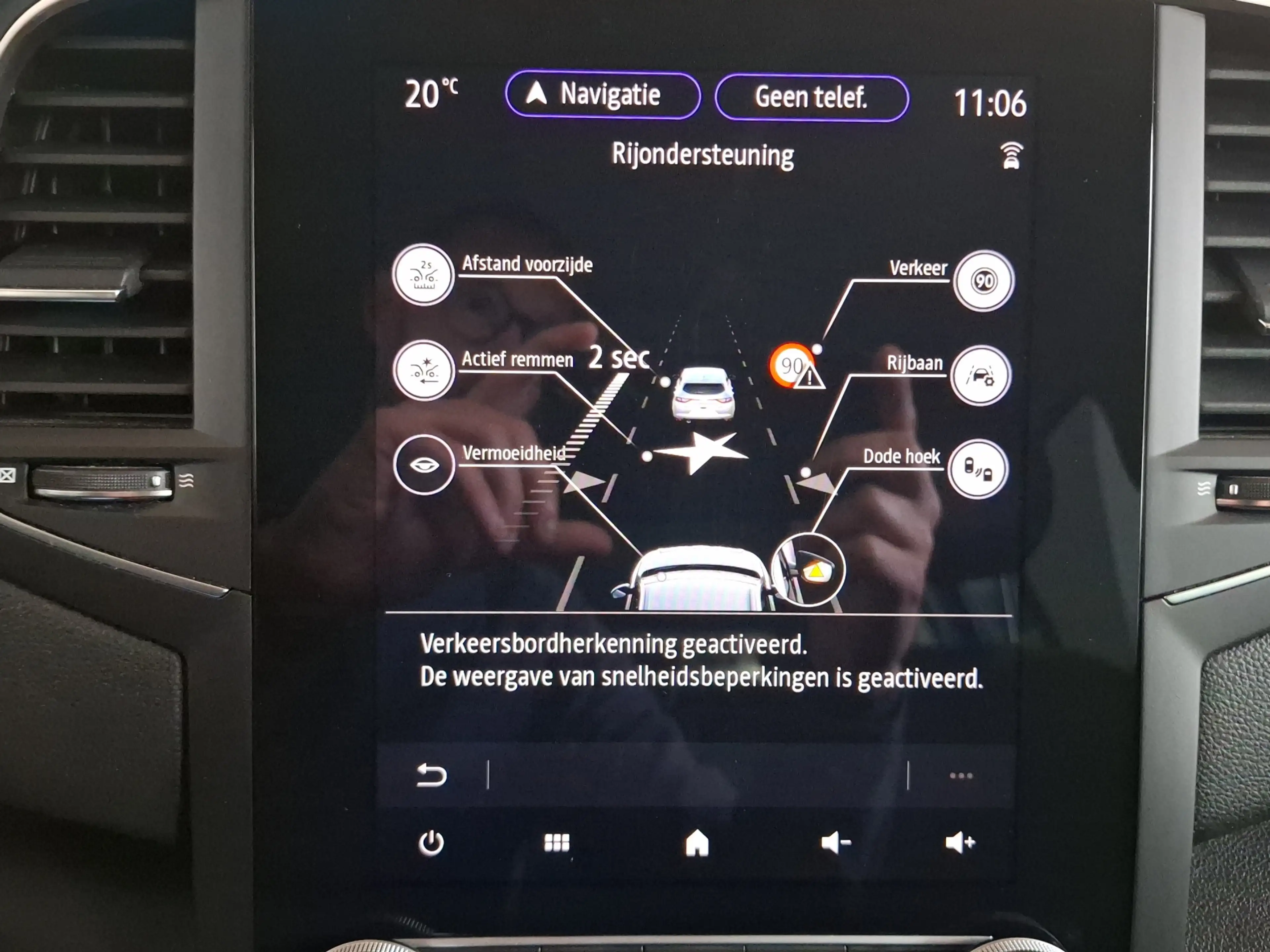 Renault Megane E-Tech Grandtour 1.6 Plug-In Hybrid 160 Techno NAVI AIRCO — photo 15