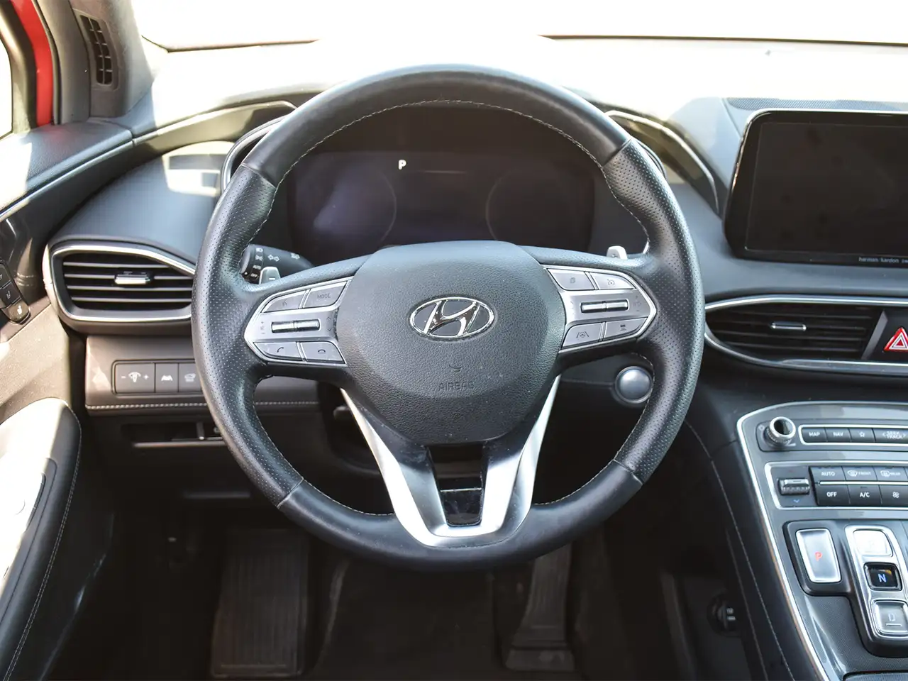 Hyundai SANTA FE photo Hyundai SANTA FE