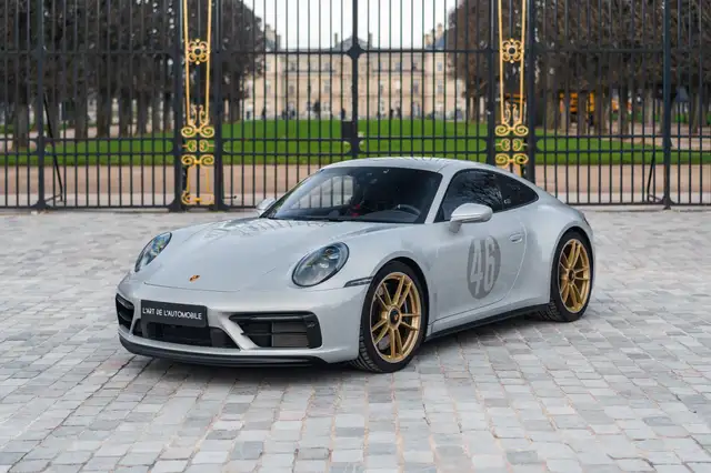 Porsche 992