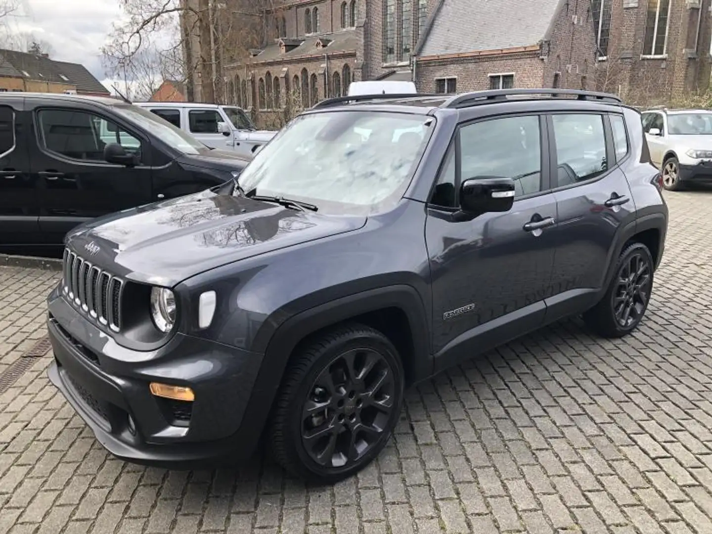 Jeep Renegade Limited 1,5 DCT MHEV 130pk Gris - 1