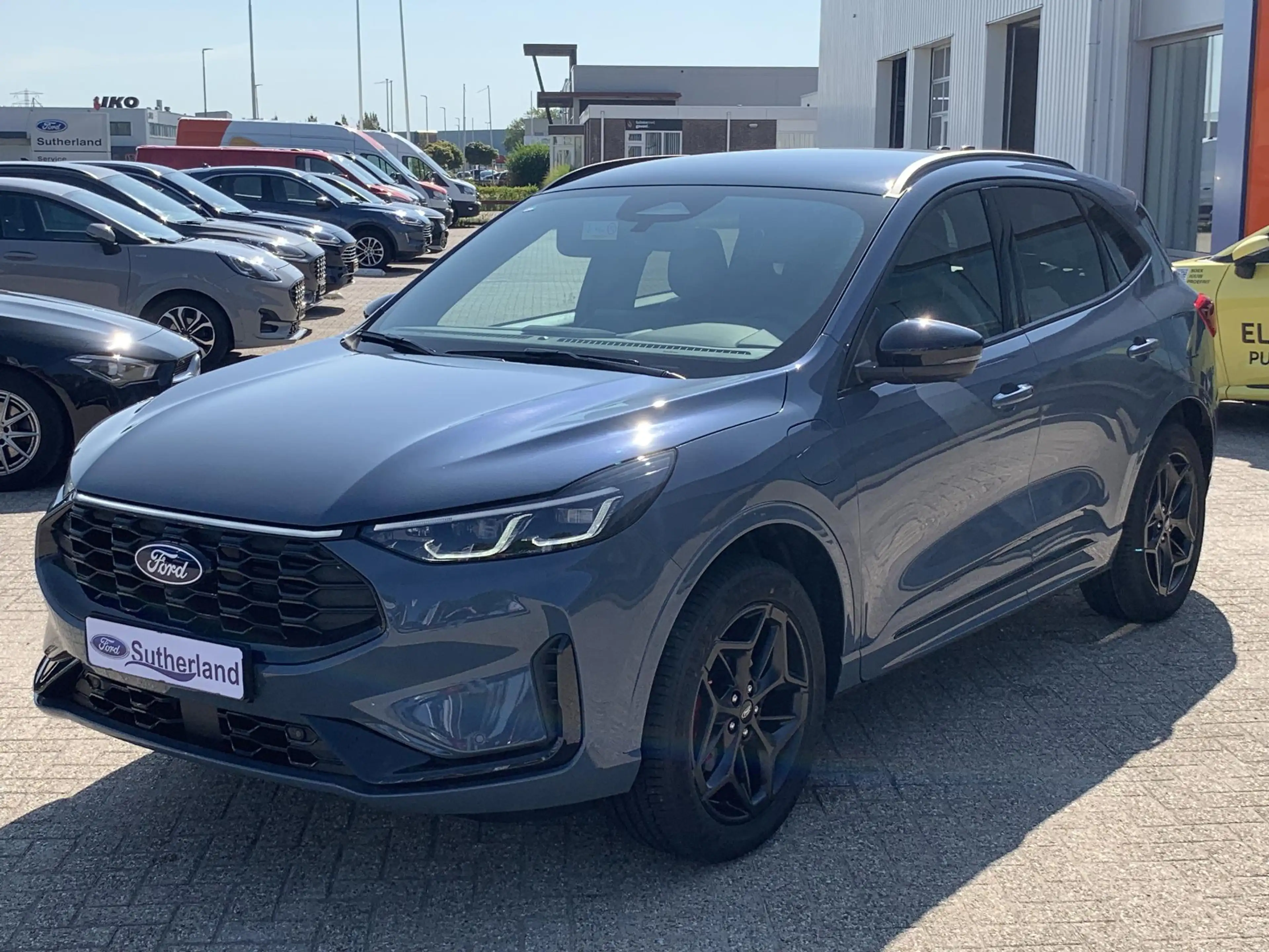 Ford Kuga 2.5 PHEV BlueCruise Edition 243pk | Wegklapbare Tr — photo 3