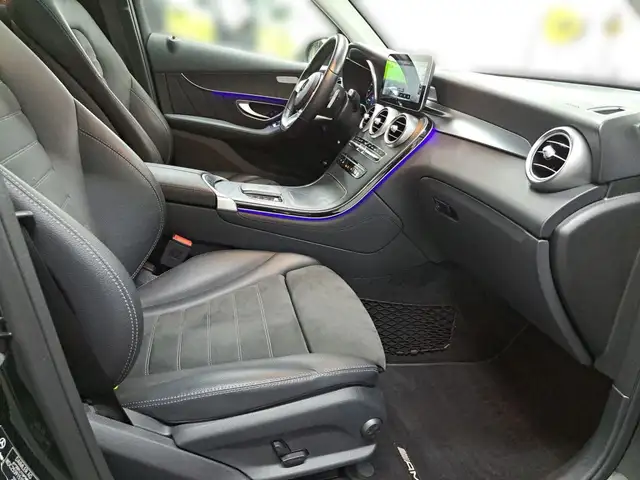 Mercedes-Benz GLC view 27