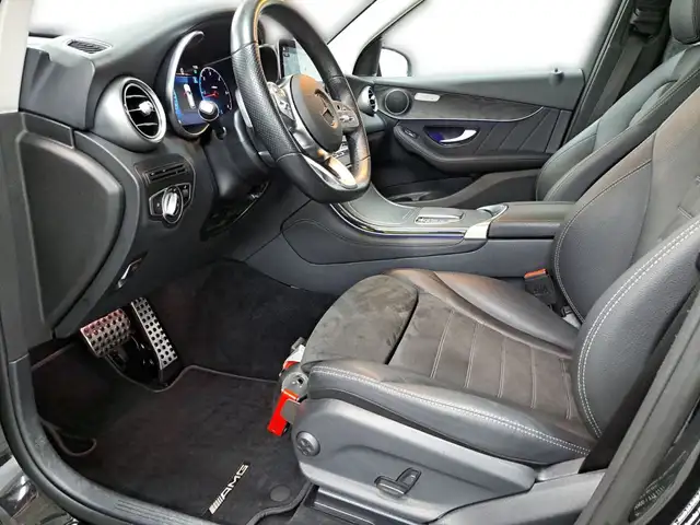 Mercedes-Benz GLC view 13