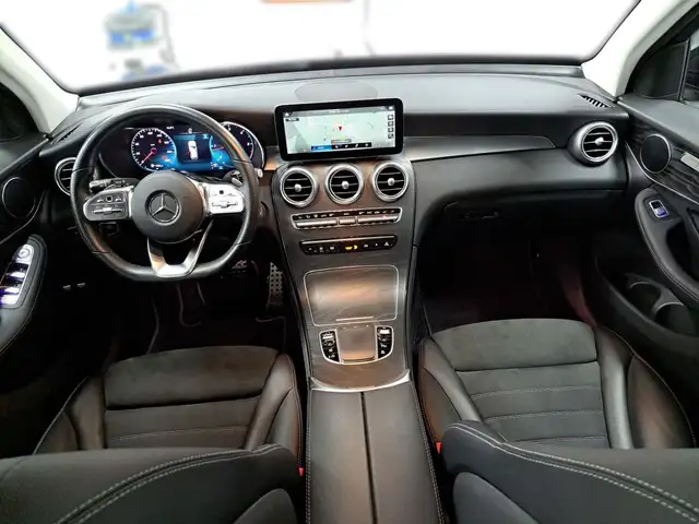 Mercedes-Benz GLC view 16