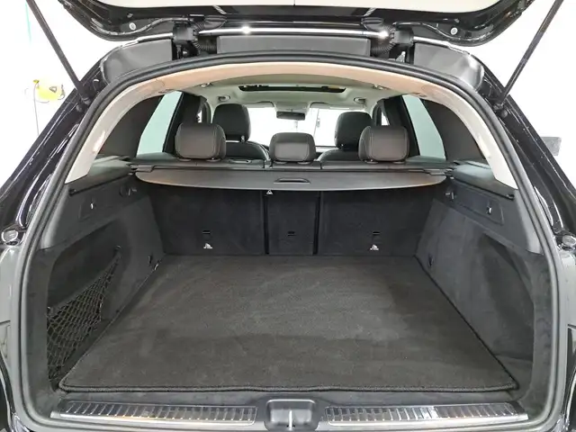 Mercedes-Benz GLC view 7