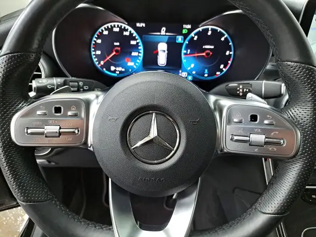 Mercedes-Benz GLC view 19