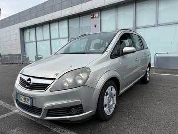 1.6 Club ecoM 94cv