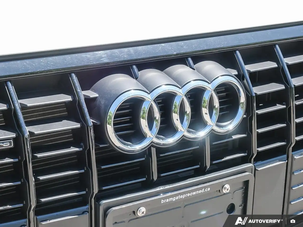 Audi Q3 снимка Audi Q3