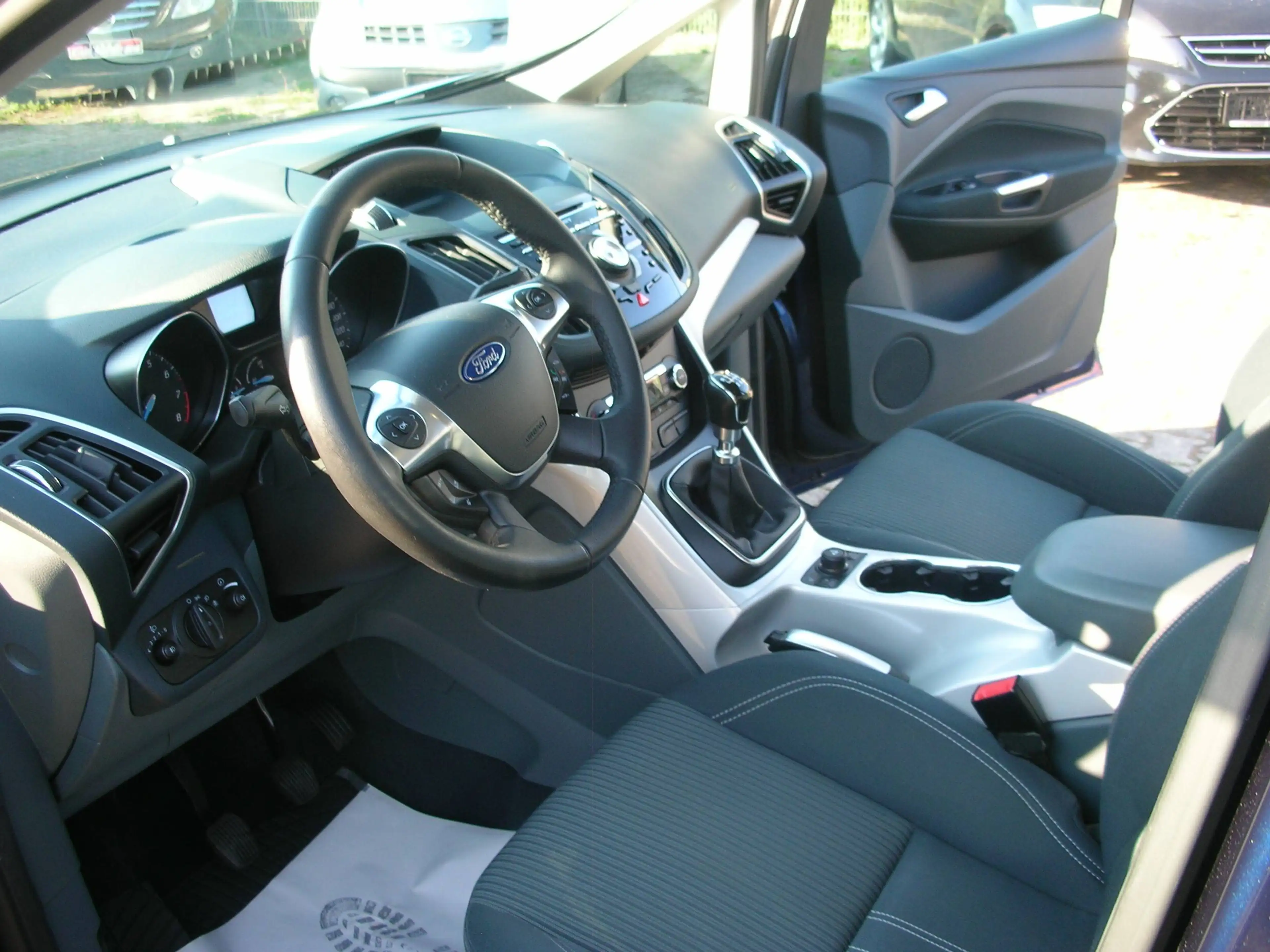 Ford C-Max C-MAX Titanium -SHZ/FSH/AHZV/PDC! — photo 10