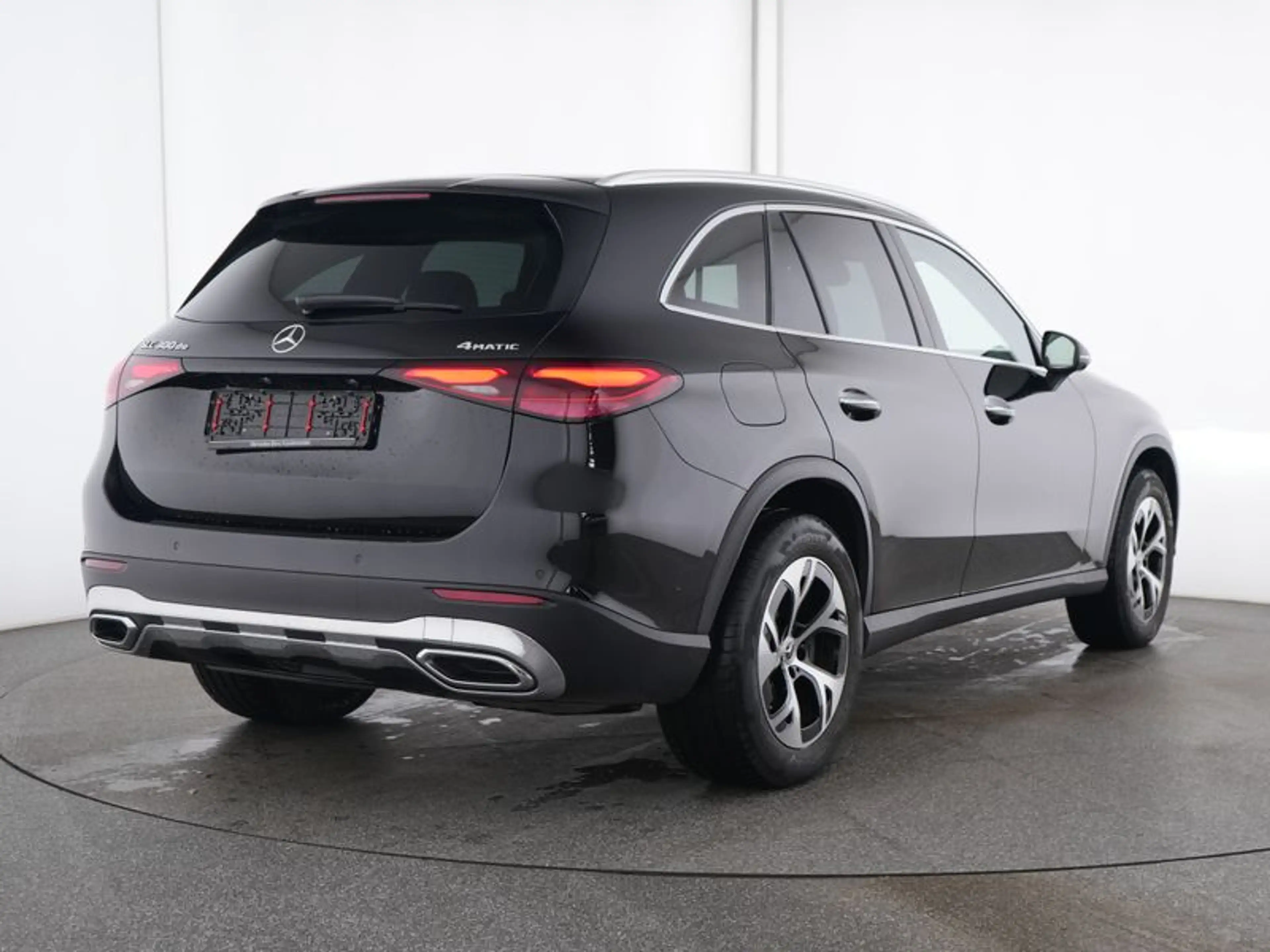 Mercedes-Benz GLC 300 de 4M , — photo 5