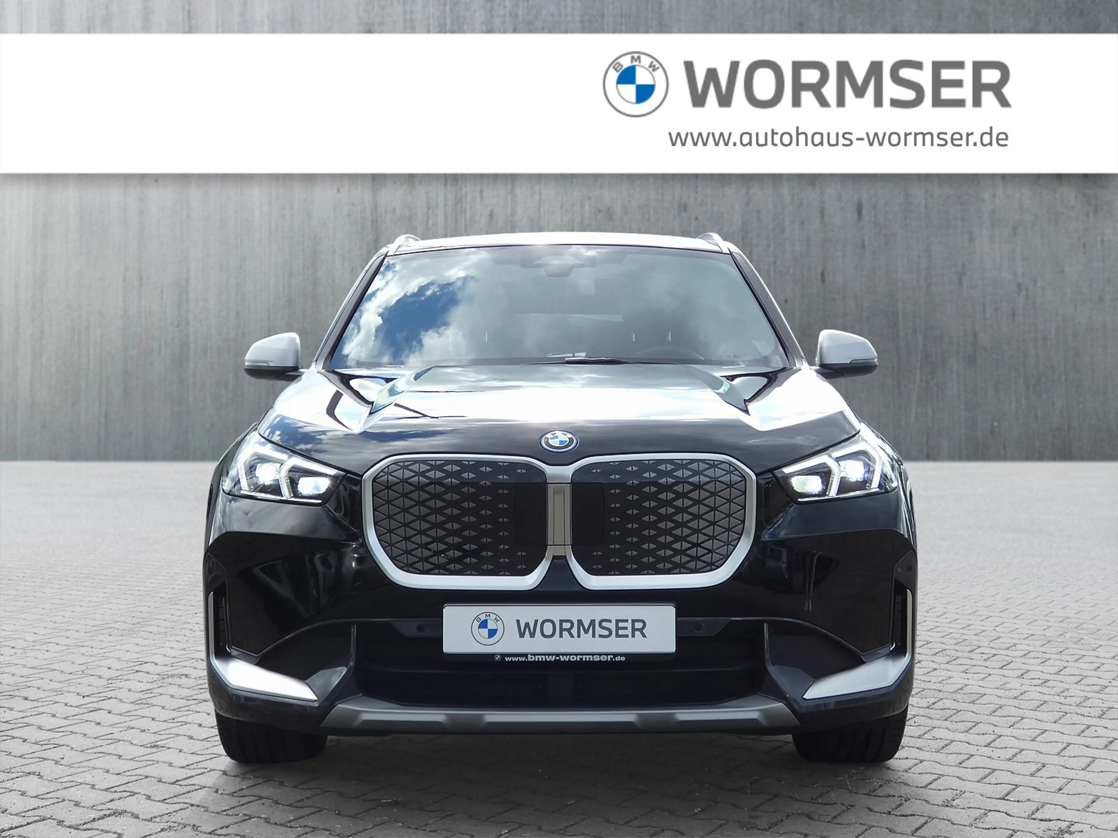 BMW iX1 xDrive30 xLine StHz+StKlima+Navi+Kamera+ACC — photo 2