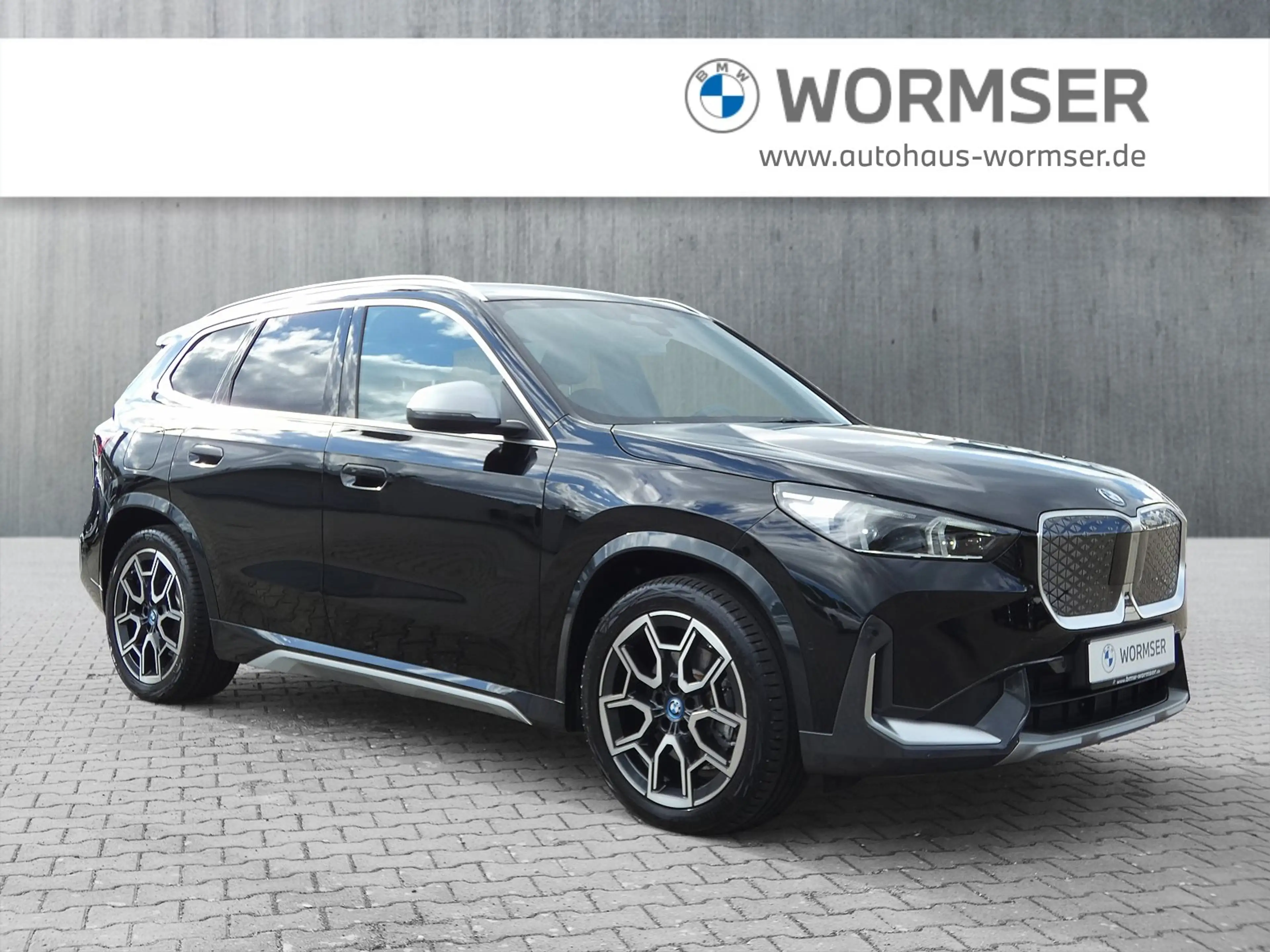 BMW iX1 xDrive30 xLine StHz+StKlima+Navi+Kamera+ACC — photo 3