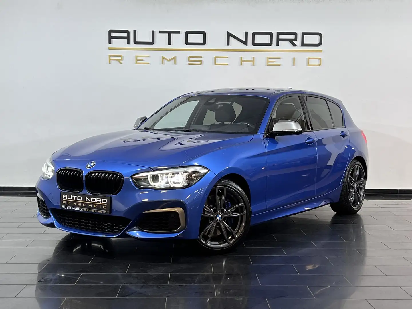 BMW 140 xDrive Special Edition M-Perf.AGA*CarPlay* Blau - 1