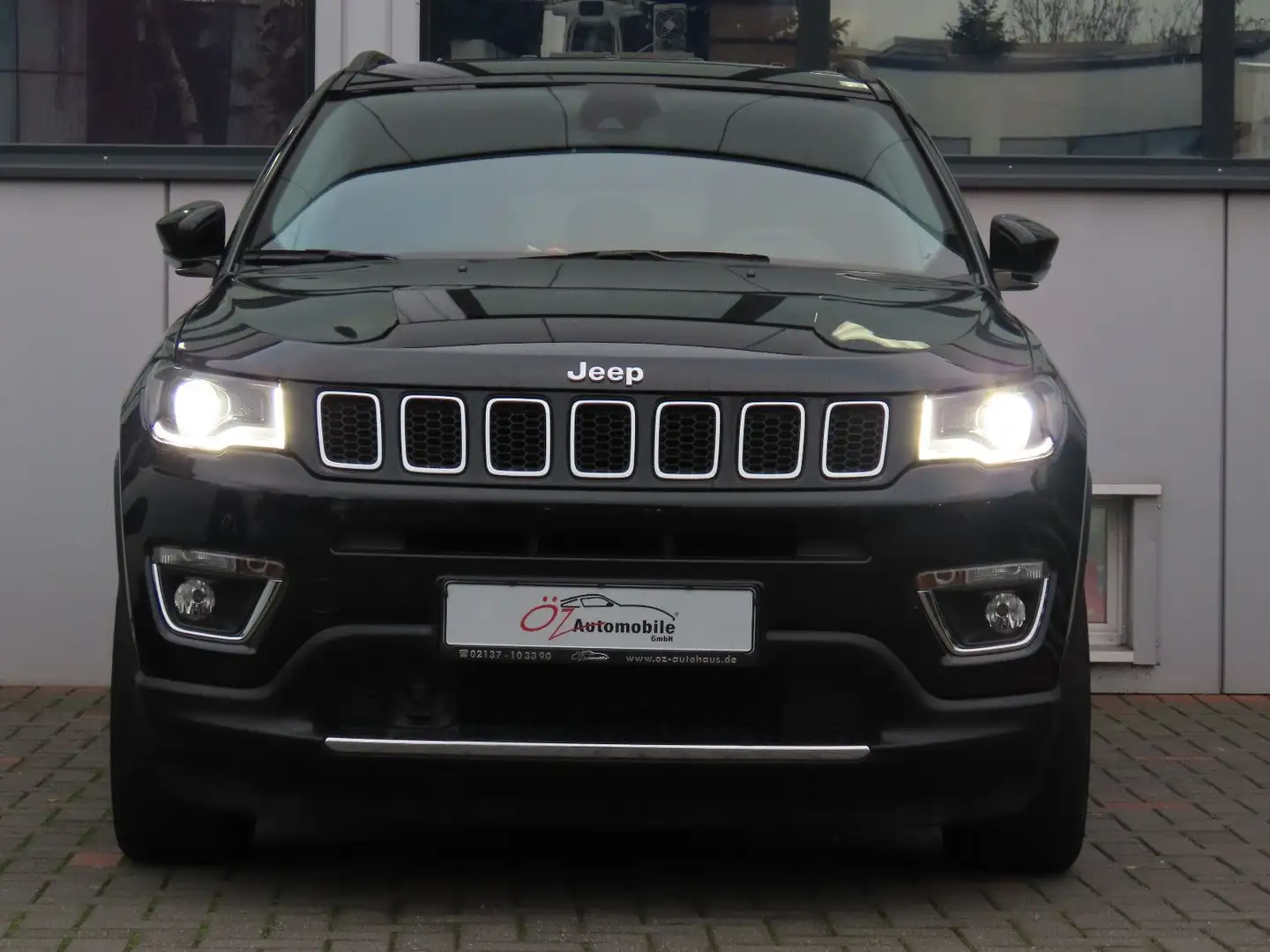 Jeep Compass 1.3 GSE T4 Autom. Leder Klimaauto. PDC Noir - 2