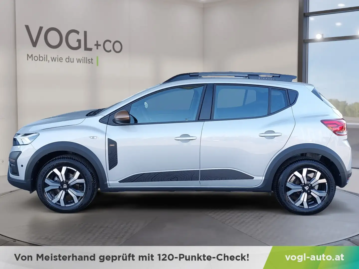 Dacia Sandero Stepway Extreme TCe 90 CVT Grau - 2