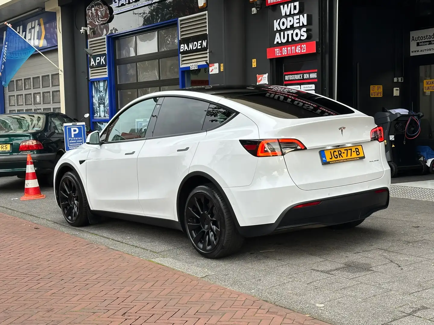 Tesla Model Y Long Range AWD 75 kWh Wit - 2