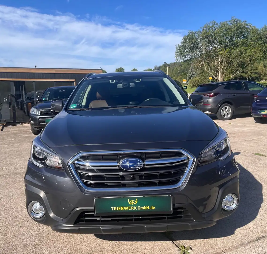 Subaru OUTBACK Outback 4x4 LED Navi Kamera Leder Grau - 2