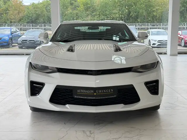 Chevrolet Camaro view 2