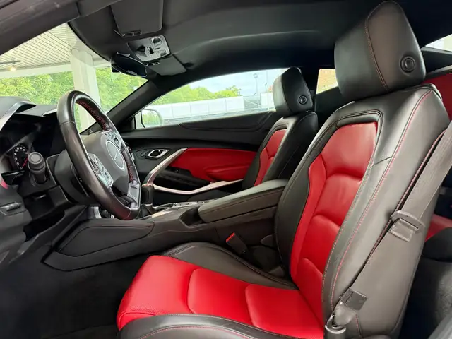 Chevrolet Camaro view 13