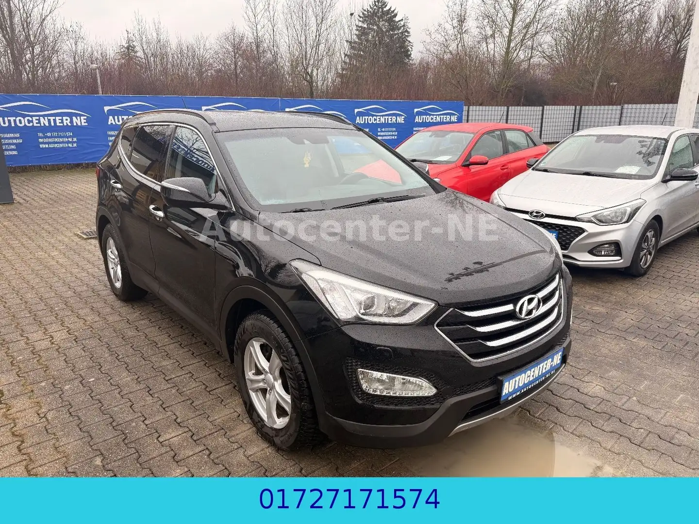Hyundai SANTA FE Style/2,0/2WD/Navi/Leder/Euro6 Schwarz - 2