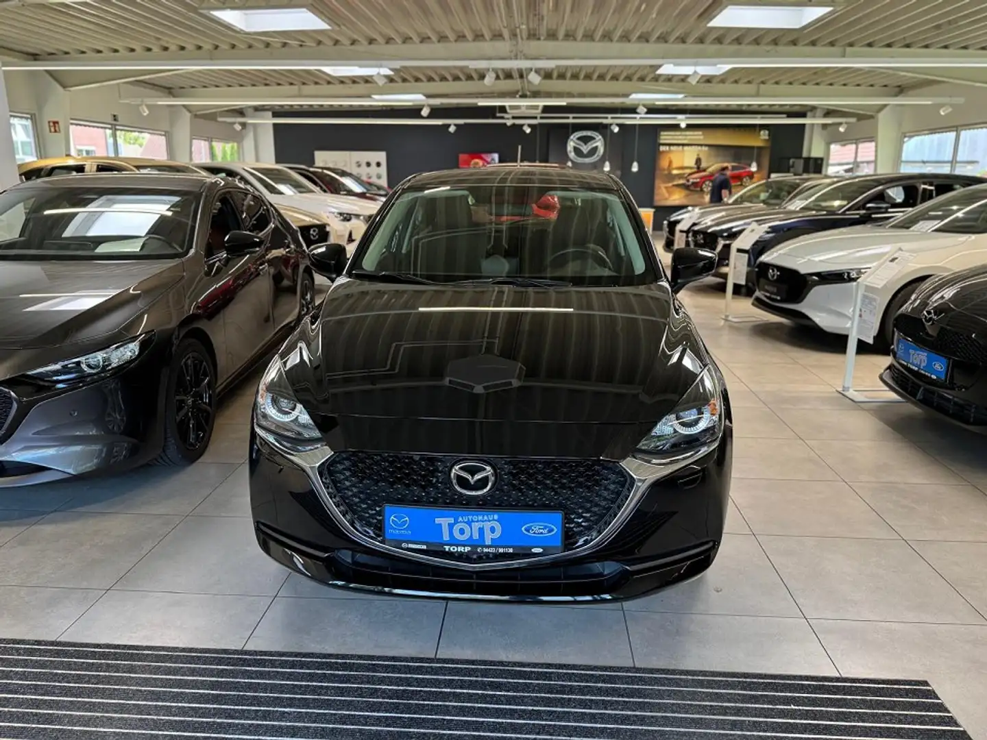 Mazda 2 Skyactive G 75 PS M Hybrid 6GS Centerline Black - 2