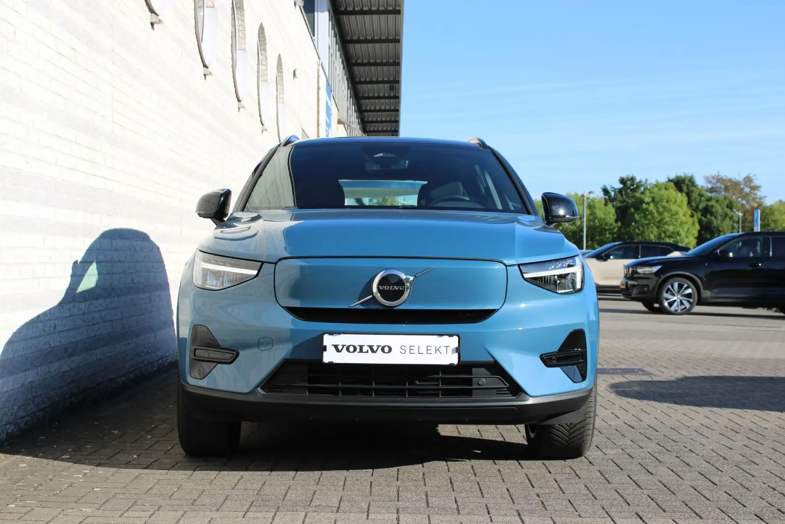 Volvo EX40 Extended Range Plus | Trekhaak | Warmtepomp | Pilo Bleu - 2