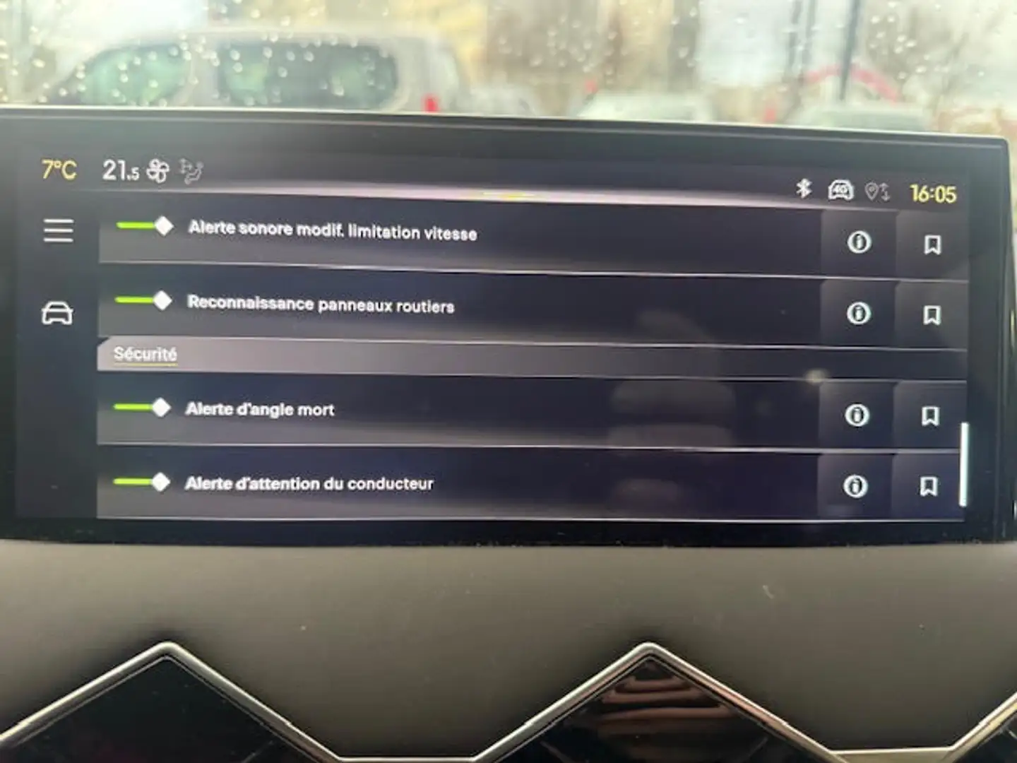 DS Automobiles DS 3 Crossback 1.5 BLUE HDI EAT8 ETOILE CUIR Noir - 2