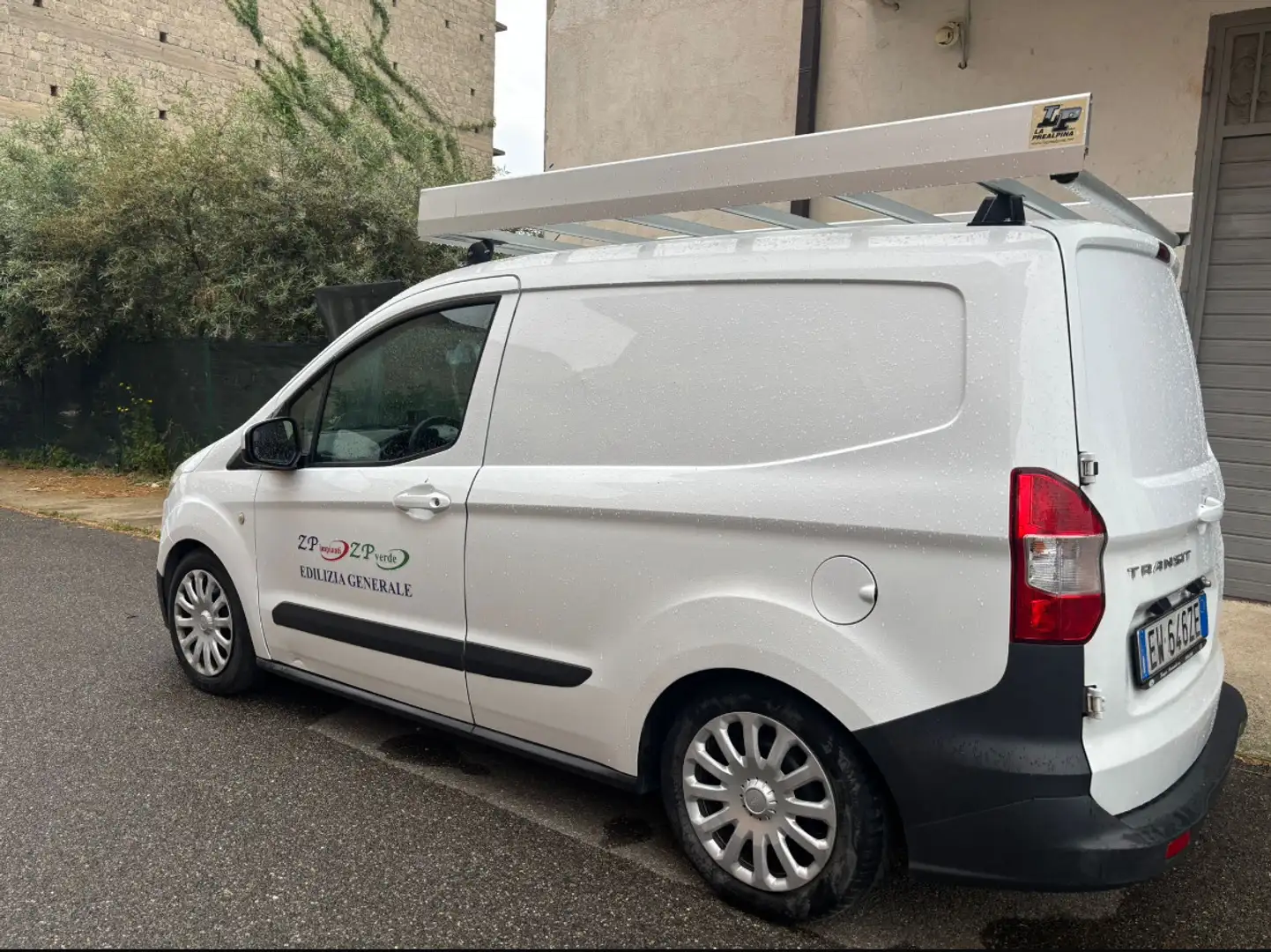 Ford Transit Courier transit courie - 1