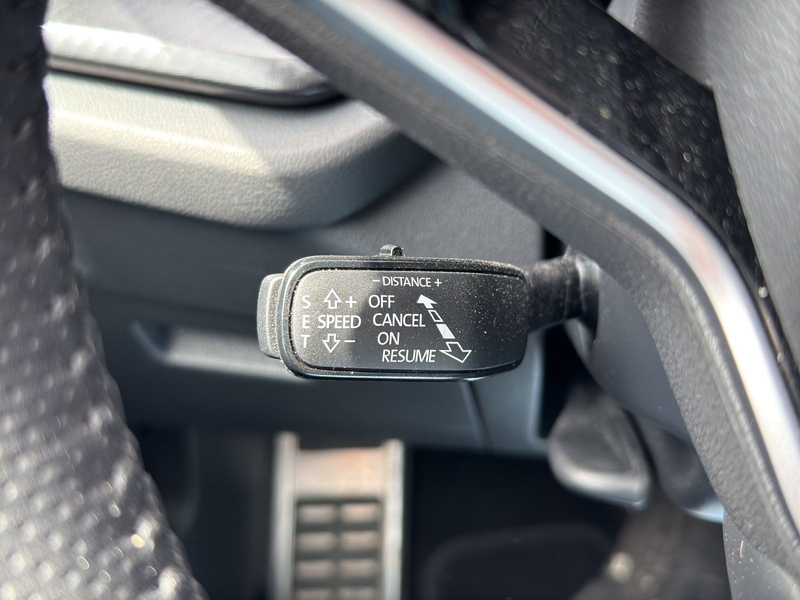 Skoda Octavia Combi 2.0 TDI DSG Sportline AHK+MATRIX — photo 18