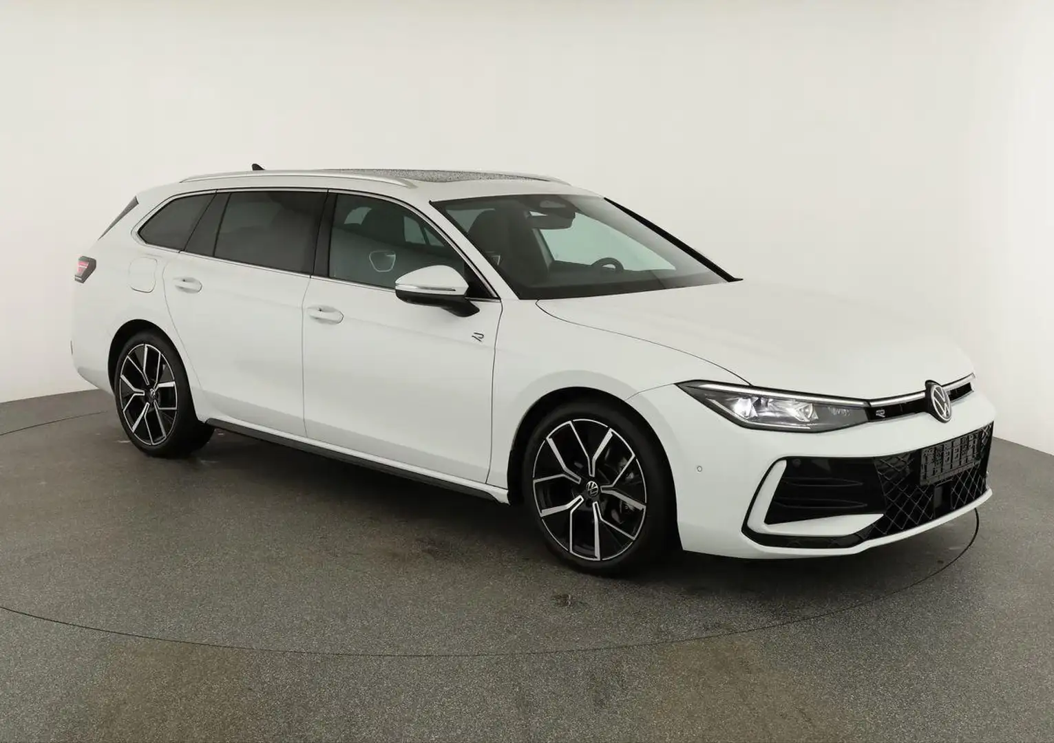 Volkswagen Passat Variant 2.0 TDI 110 kW R-line DSG R-Line, IQ.Light, Are... Wit - 1