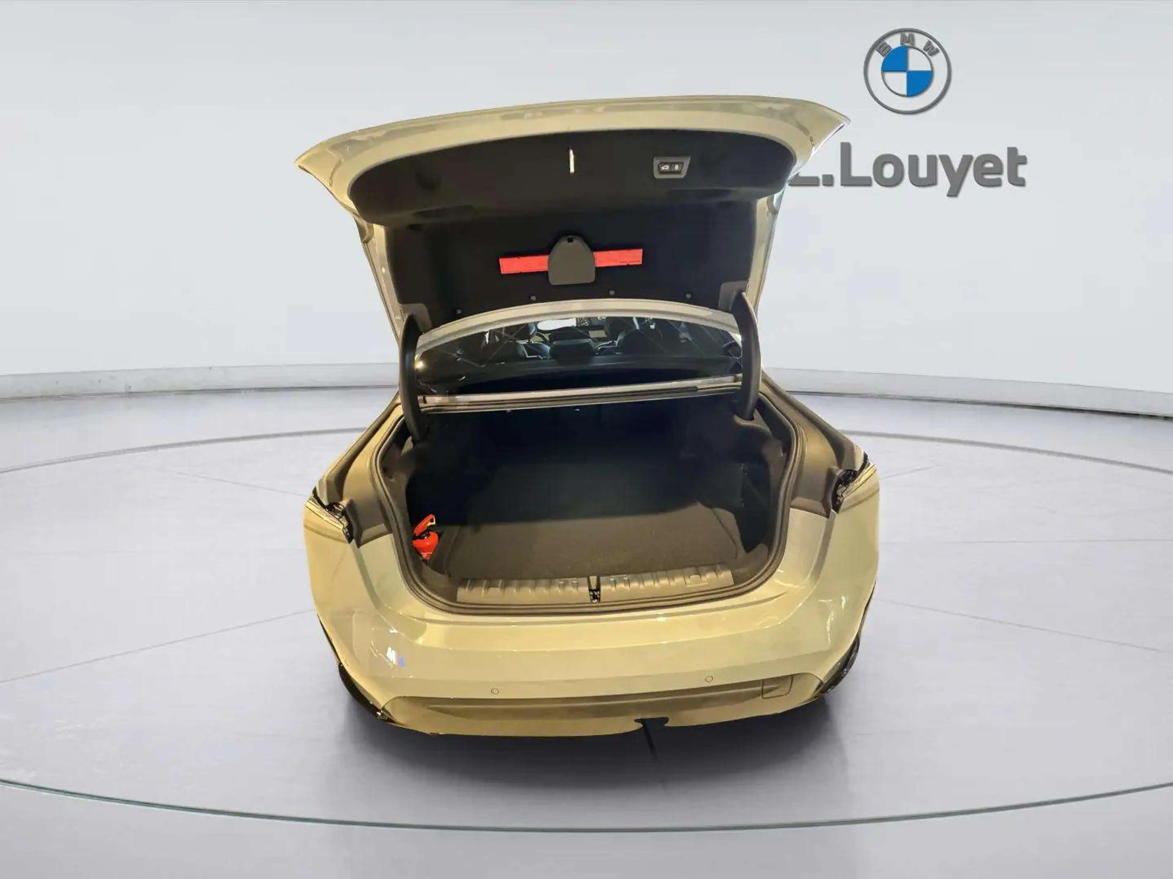 BMW i3 xDrive 50 - First Edition — photo 8